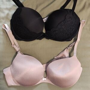 VS bra bundle 36b (two bras)